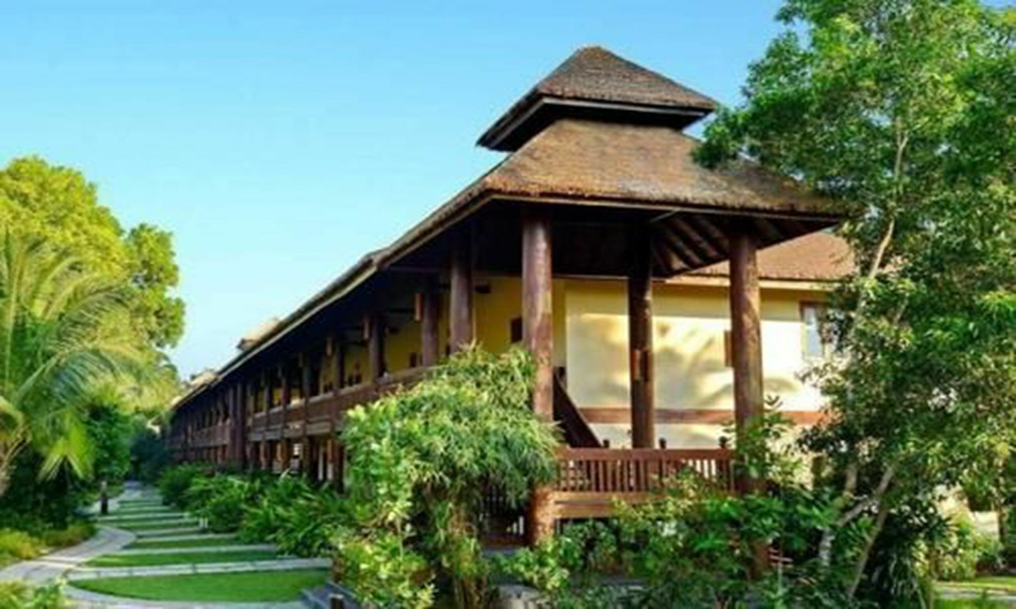 Aureum Palace Hotel & Resort Ngwe Saung نغويساونغ المظهر الخارجي الصورة